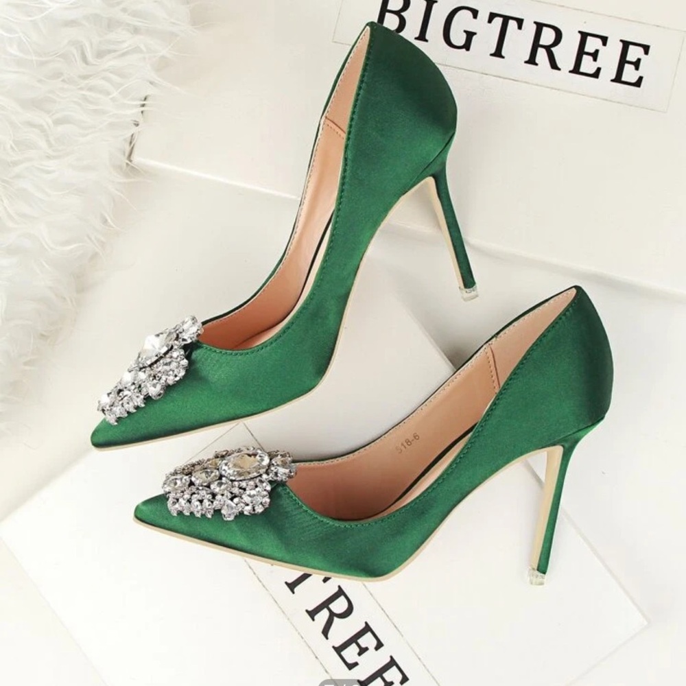 Satin green Stiletto heels 3.9 inches size 7.5 Rhinestone - Picture 4 of 7
